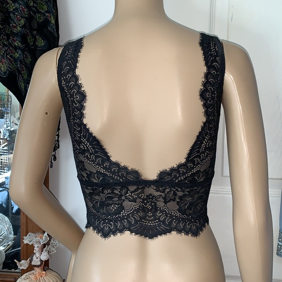La Senza lace up padded backless black lace bra XS - Picture 3 of 12